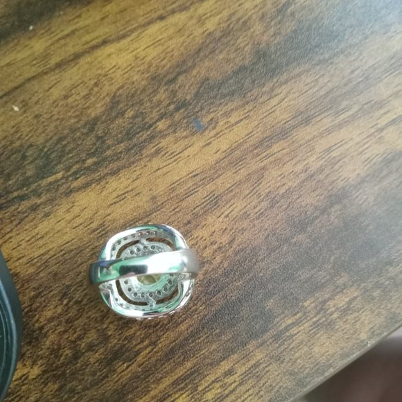 Rings - Picture 6 of 7